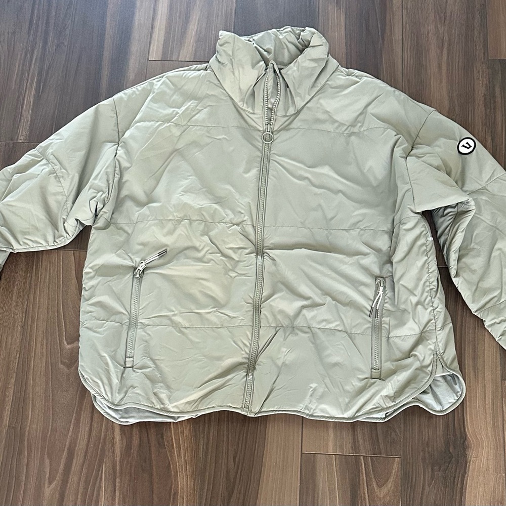 Women’s Vuori Canyon Insulated Jacket -  Pistachio- Size XL